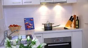 **** Aparthotel Domain Serviced Apartments Brisbane Australia